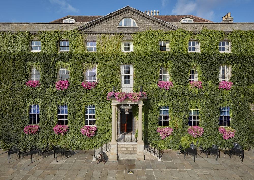 Angel Hotel Bury St. Edmunds Εξωτερικό φωτογραφία