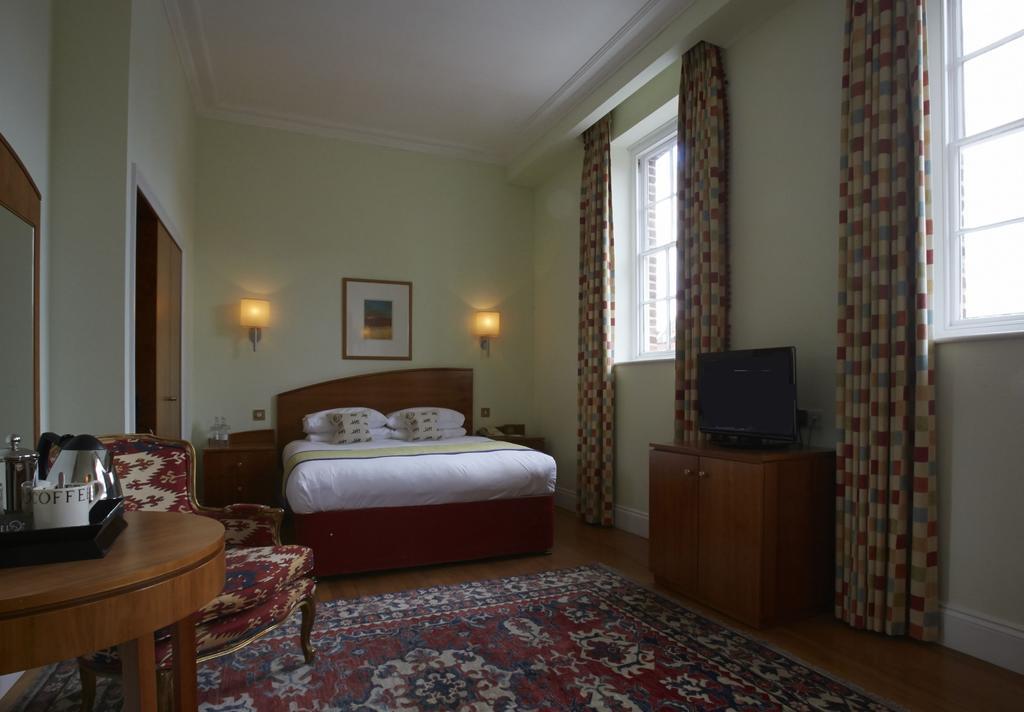 Angel Hotel Bury St. Edmunds Εξωτερικό φωτογραφία